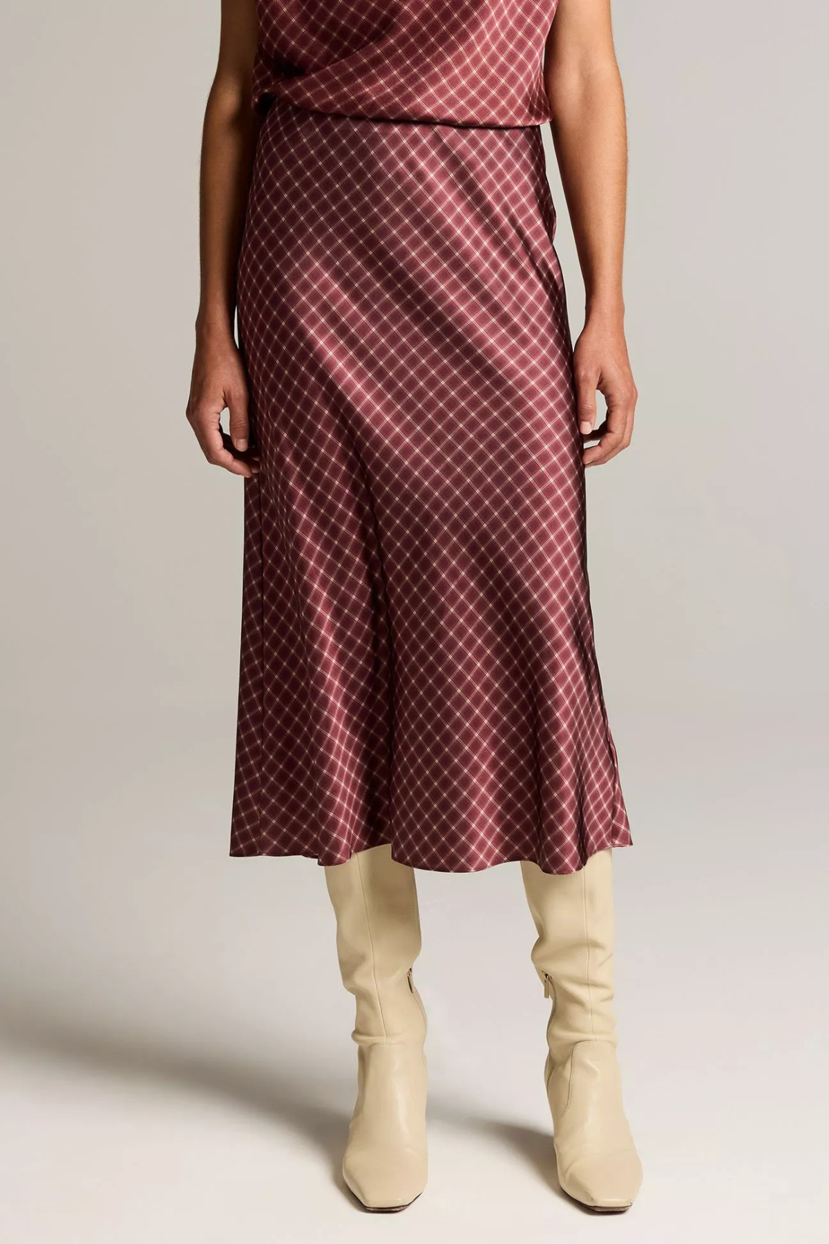 Vince Plaid Ombre Slip Skirt With Lingerie Elastic - Black Rose/Oak Buff