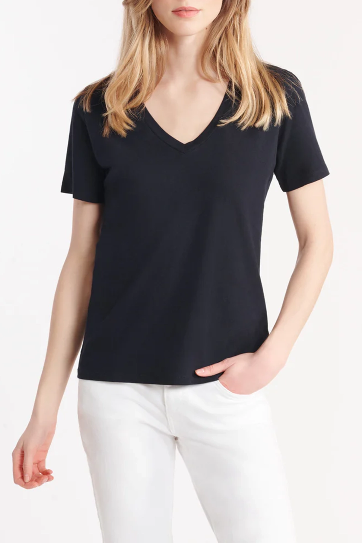 Majestic Filatures Cotton 'Silk Touch' Semi-Relaxed V-Neck T-Shirt
