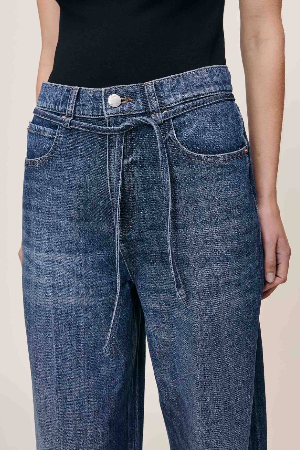 DL1961 Casie Relaxed Wide Leg 31" Jeans