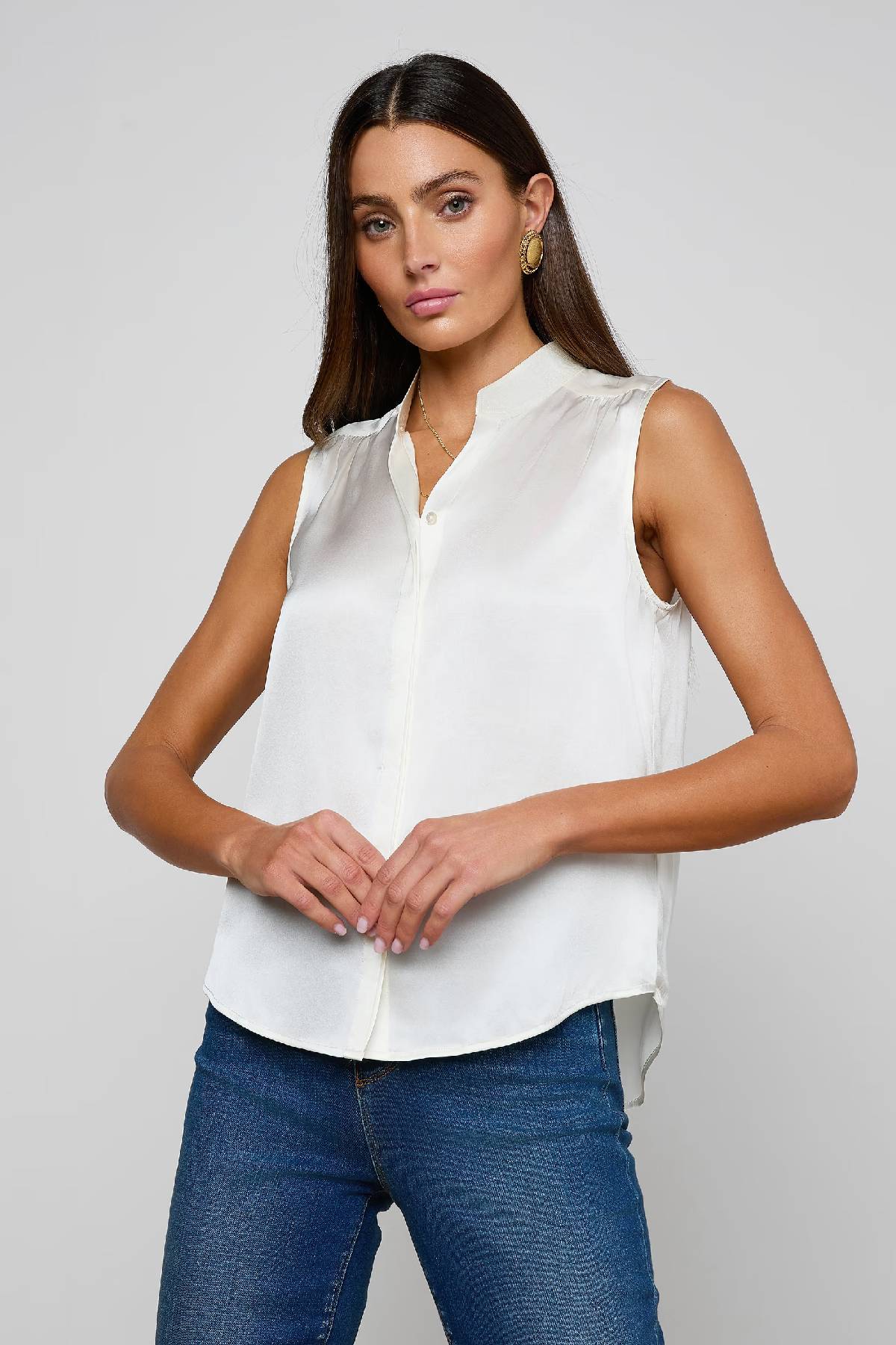 L’AGENCE Phoebe Sleeveless Band Collar Blouse