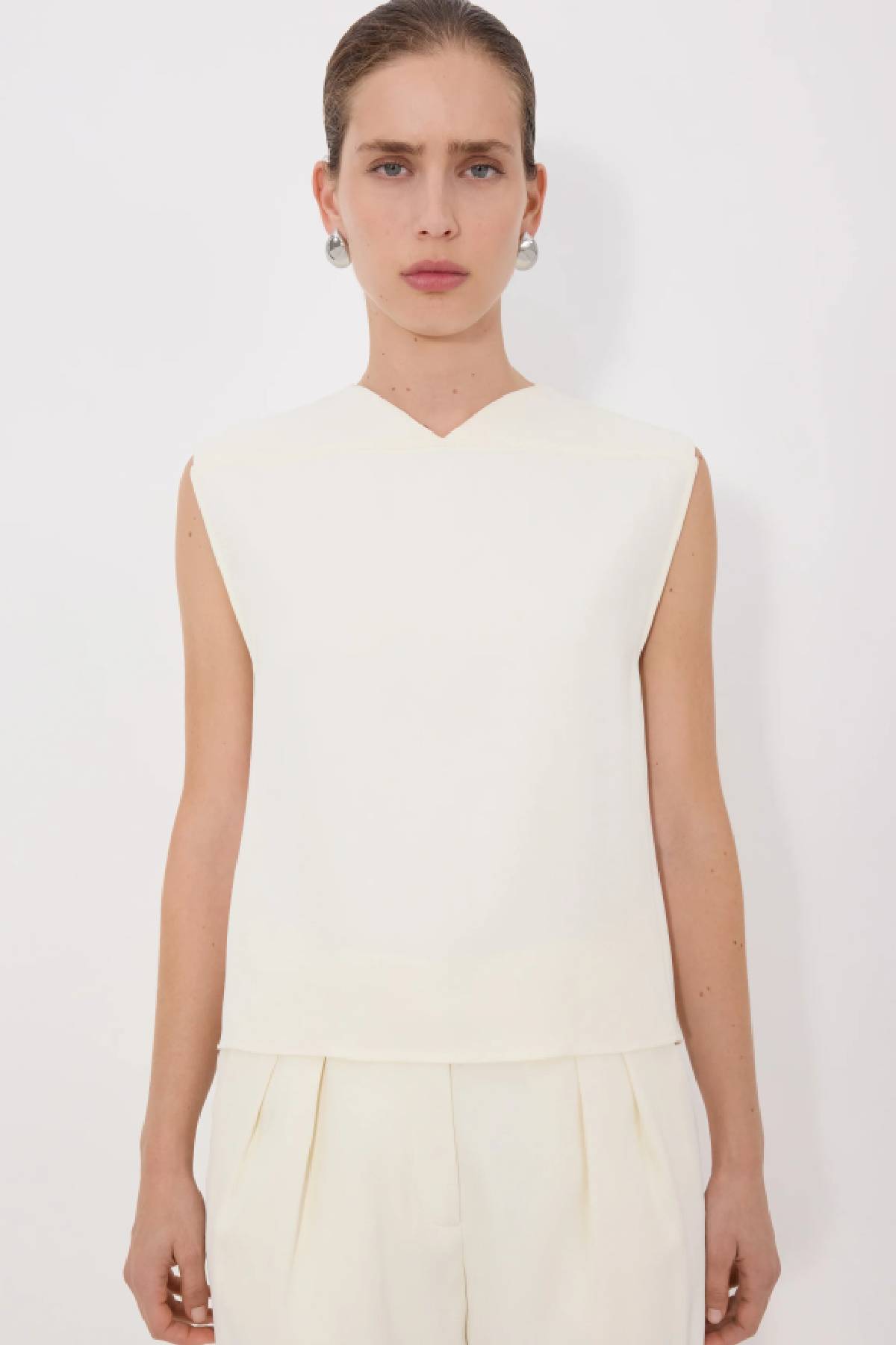 Loulou de Saison Daika Boxy V-Neck Top