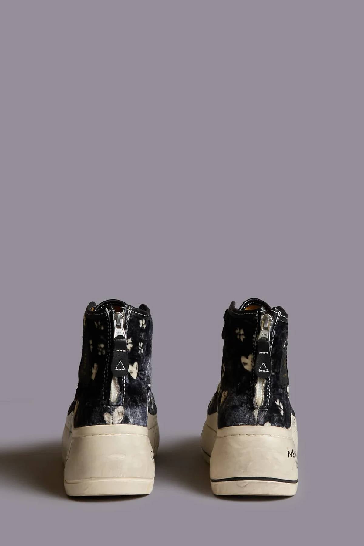 R13 High Top Sneaker