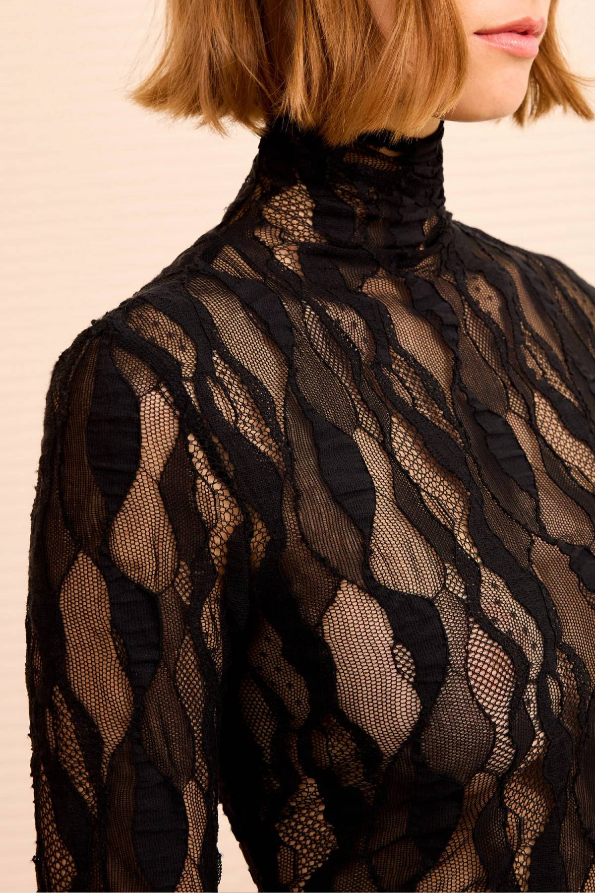 Ulla Johnson Ulyssa Long Sleeve Turtleneck Top