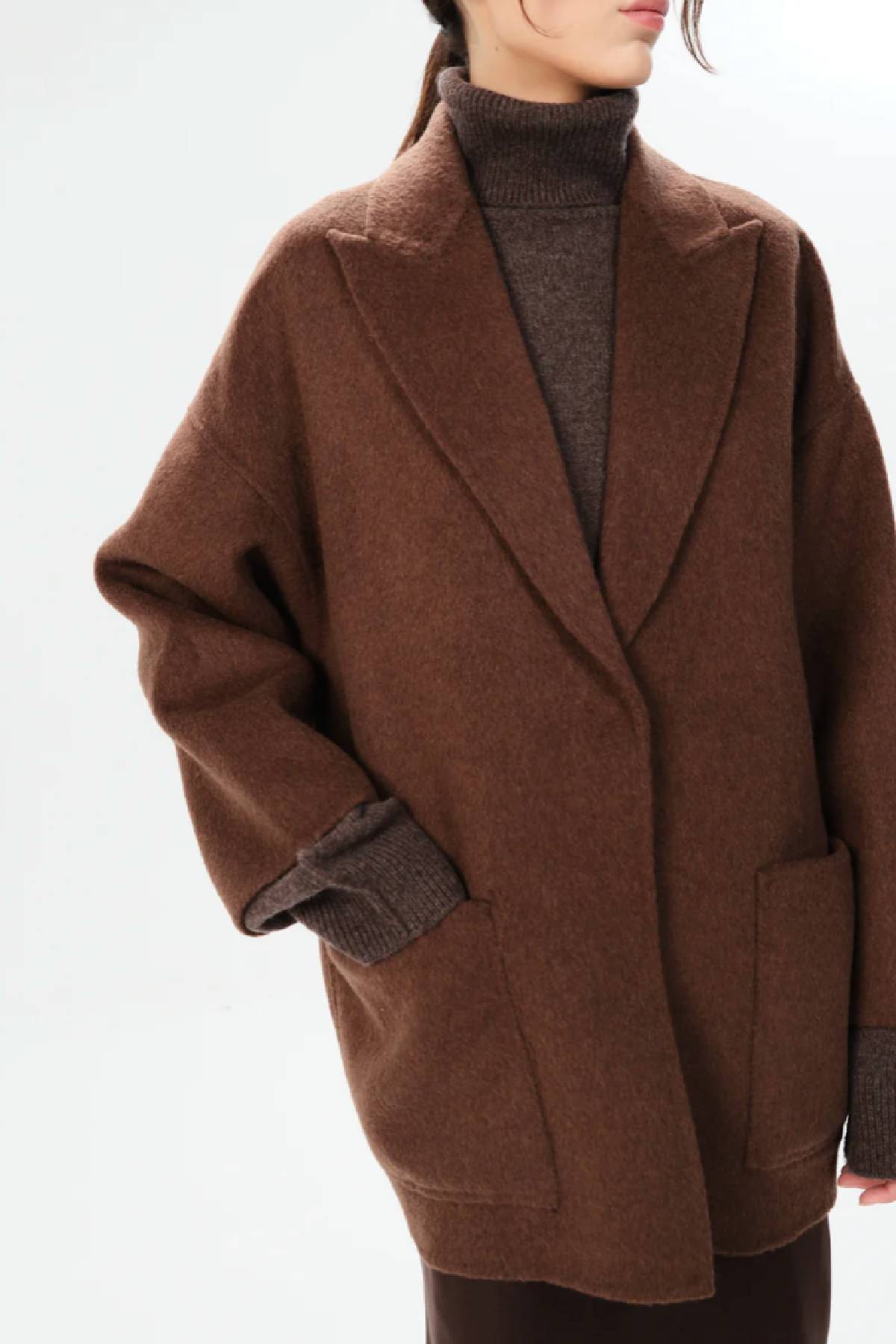 Maria Cher Padua Lionela Coat