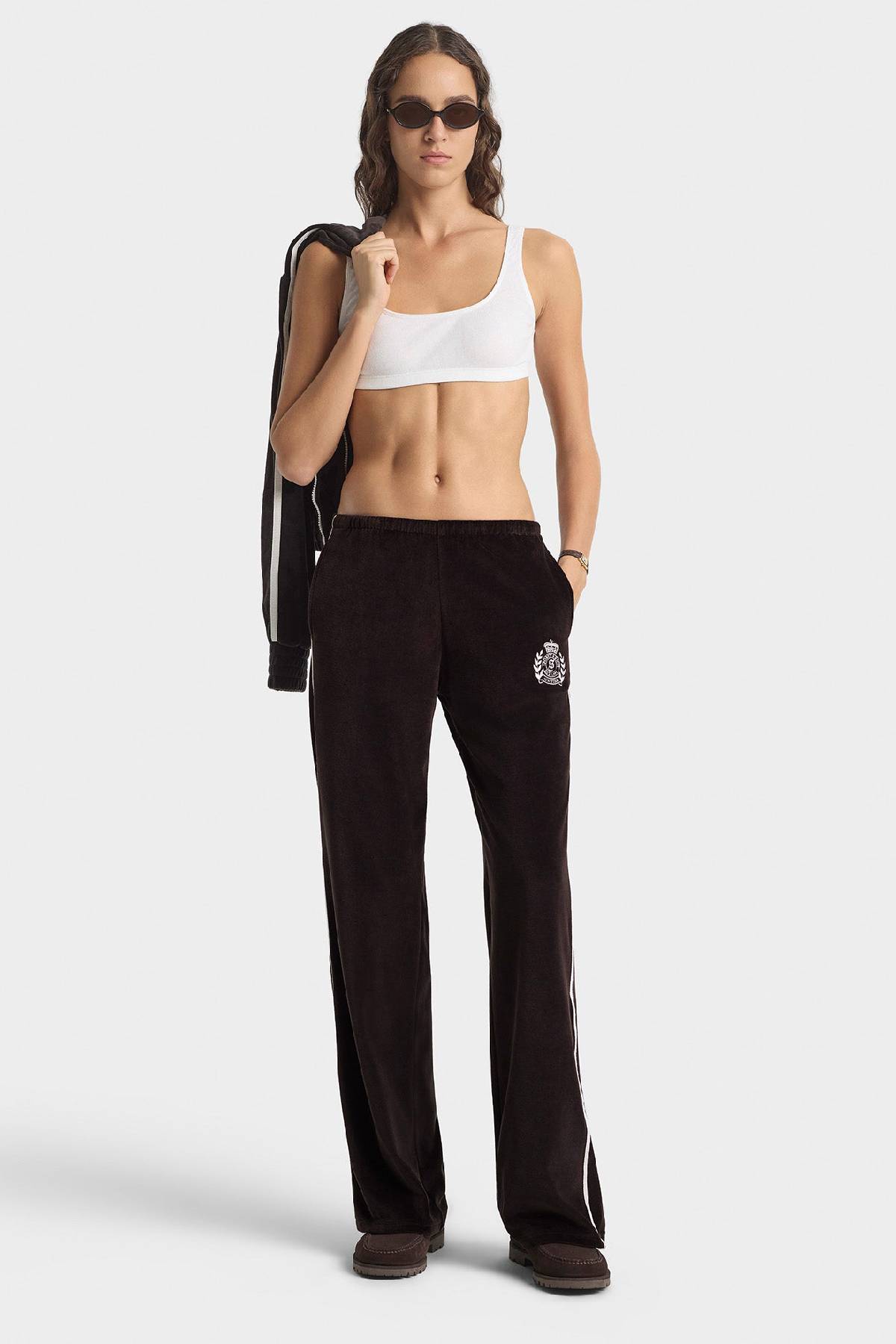 Sporty & Rich NY Crest Velour Sweatpant