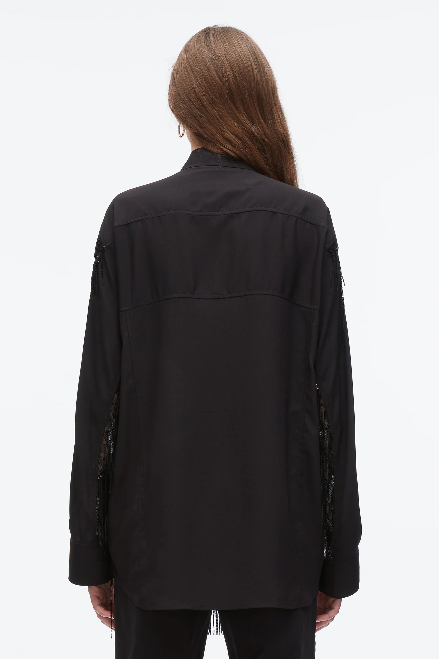 3.1 Phillip Lim - Camisa oversize con flecos de lentejuelas y mangas drapeadas en cascada