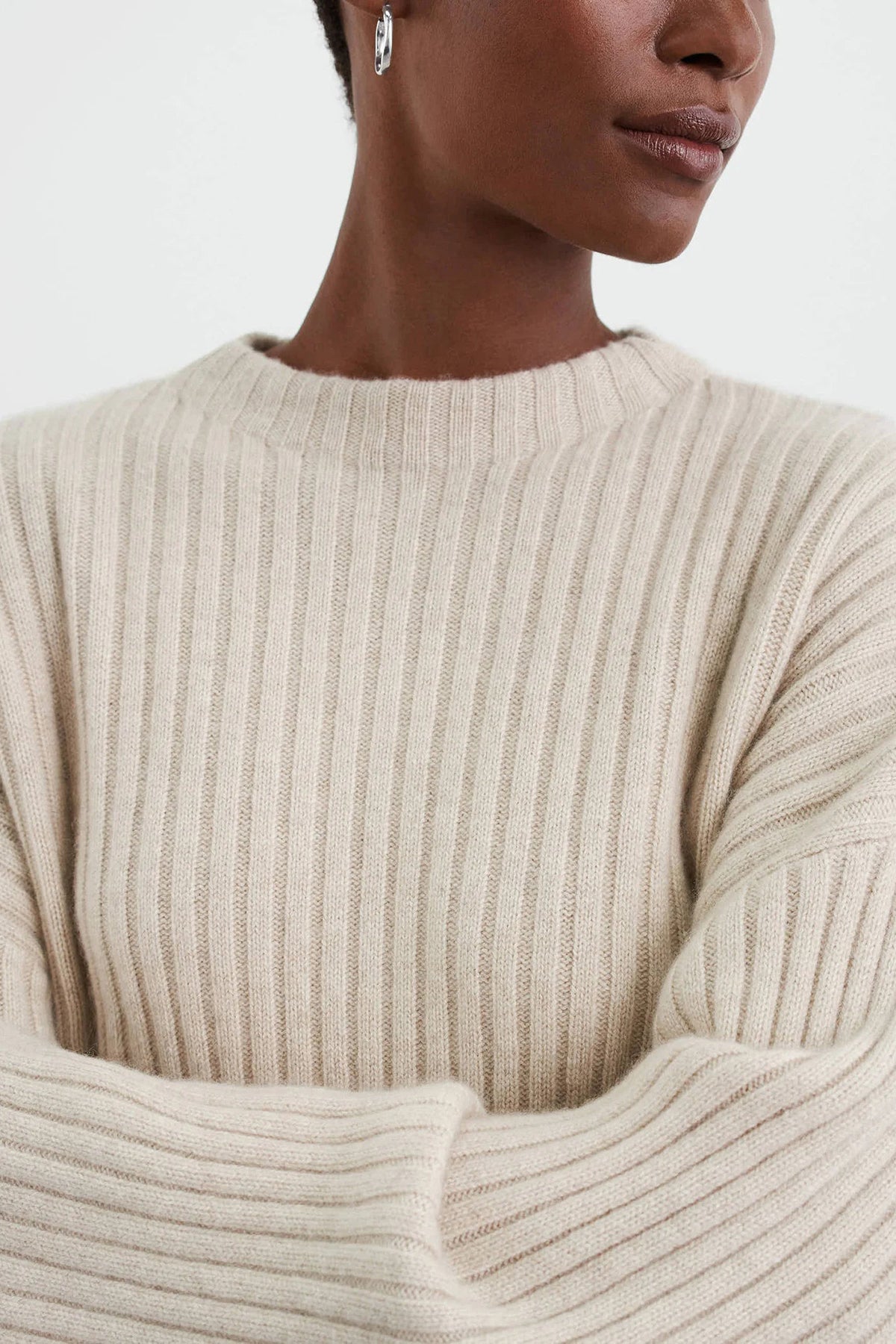 Soft Goat Ribbed O-neck