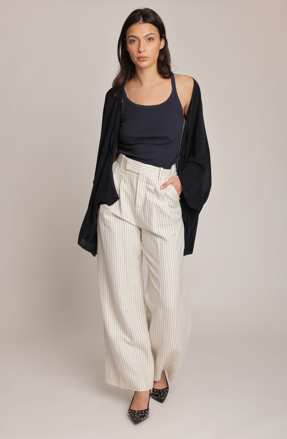 Frame Pleated Mid Rise Trouser