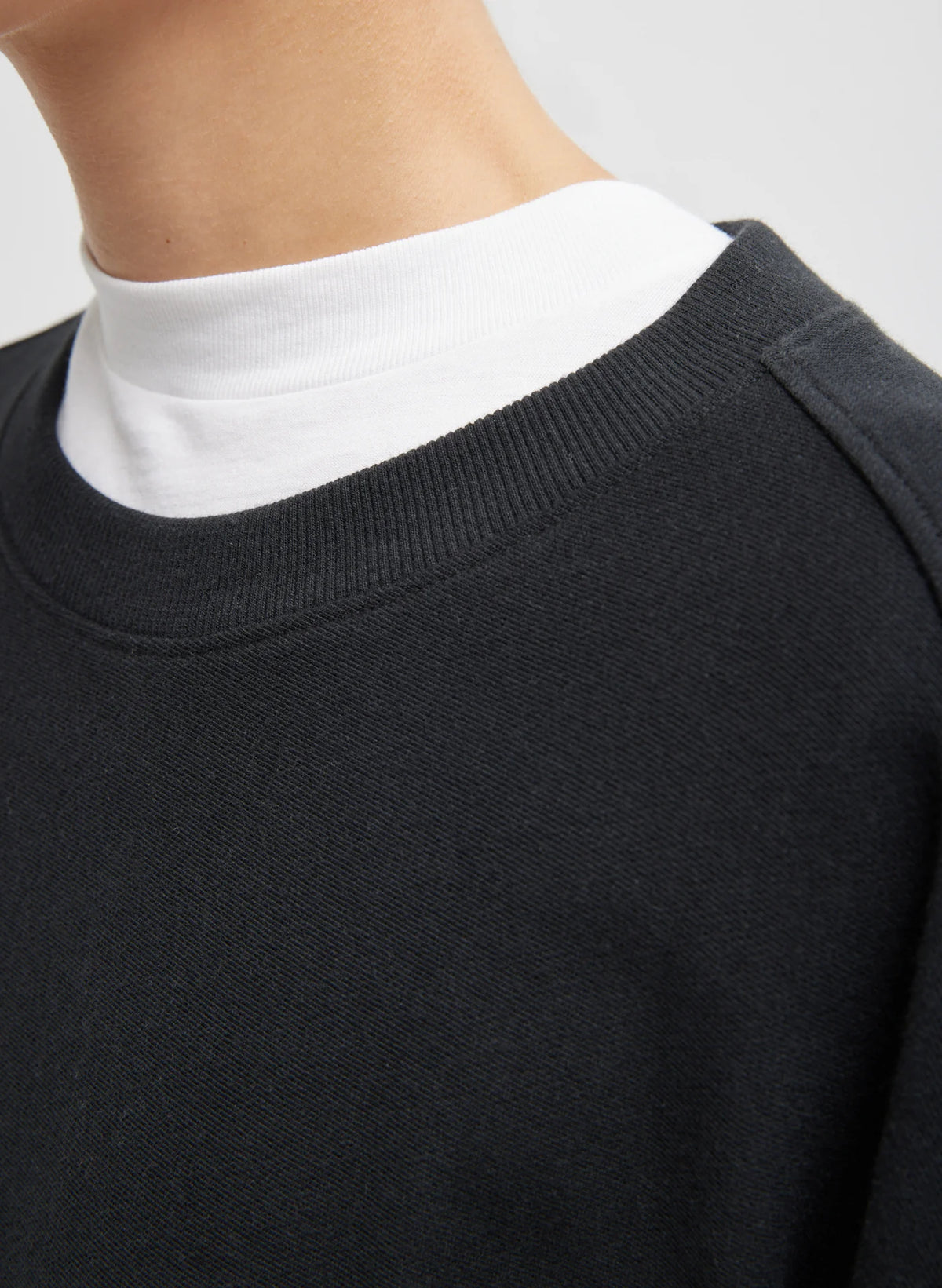 Sudadera ligera de cuello redondo Tibi