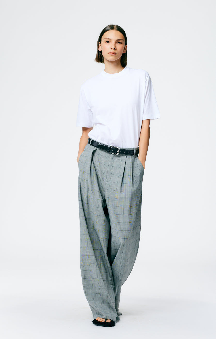 Camiseta unisex de cuello alto del programa Tibi